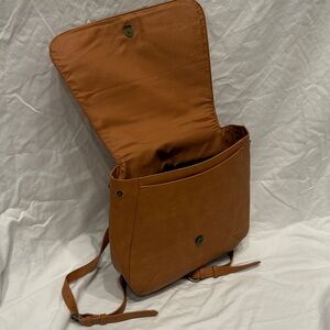 Universal Thread Tan Backpack